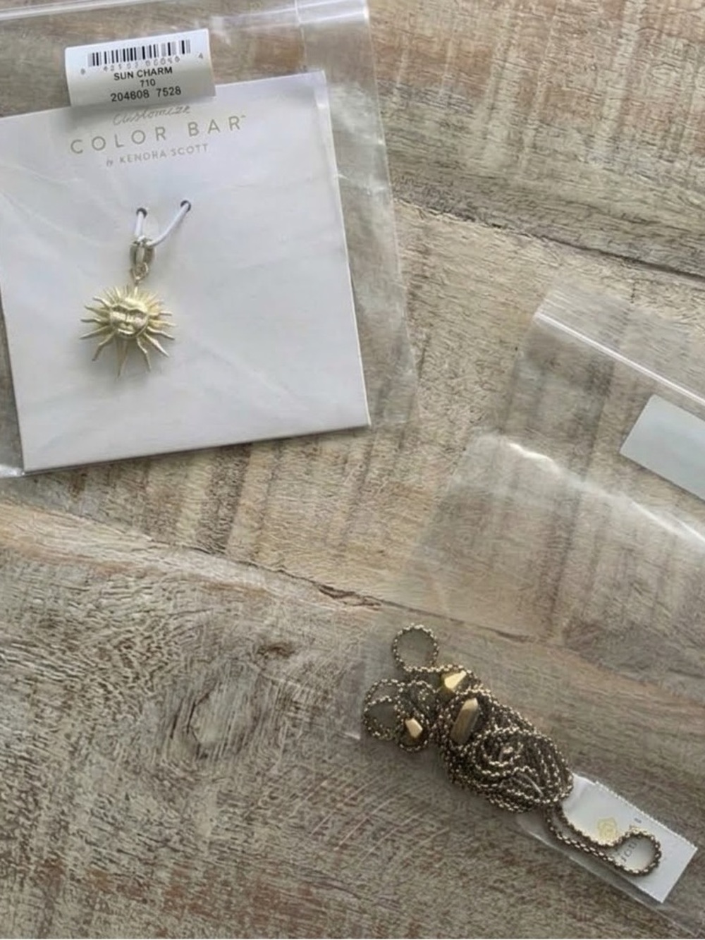 NWT Kendra Scott Sun Charm and Chain Necklace